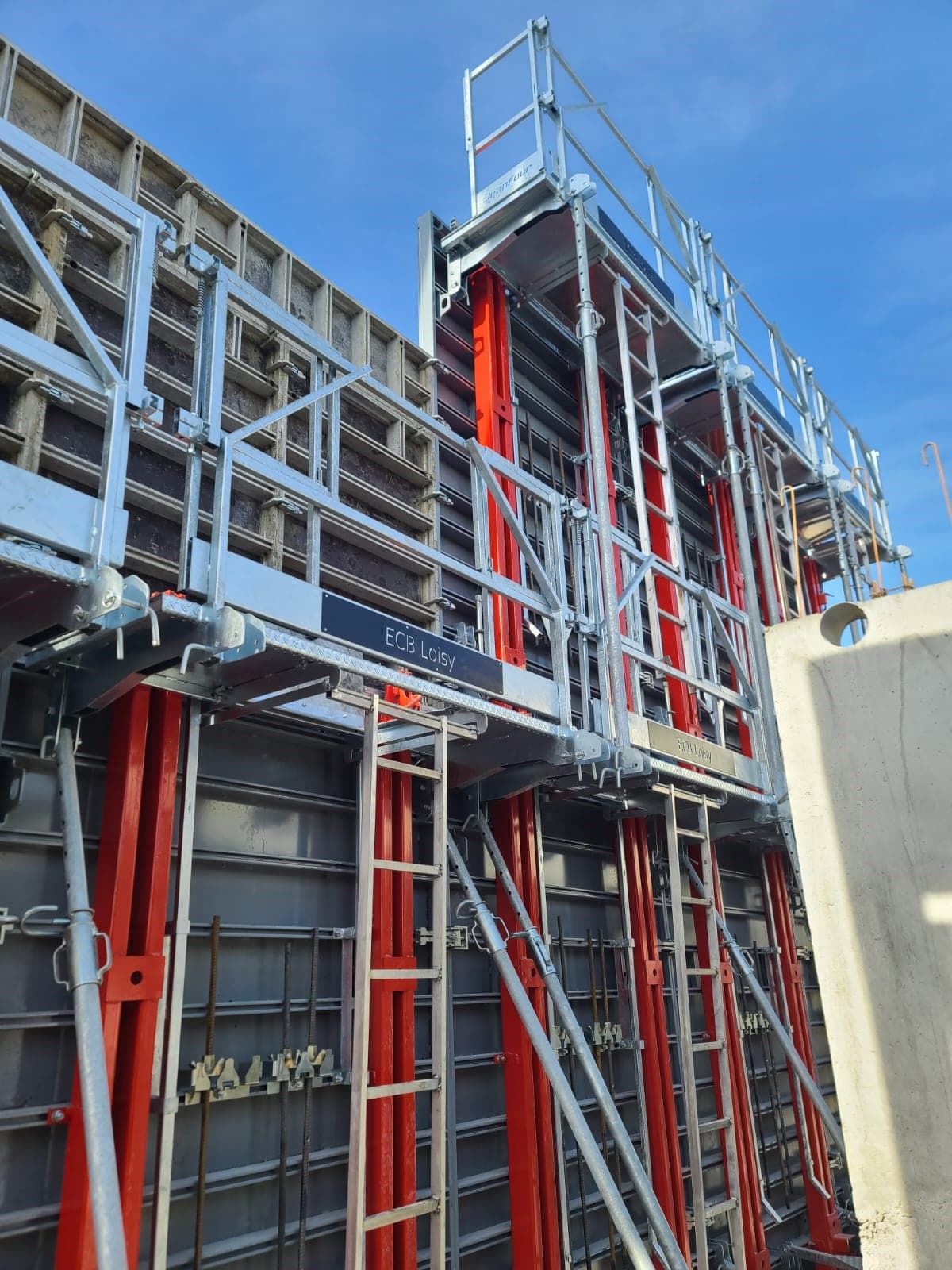 Banches JeanFour sur chantier ECB Loisy